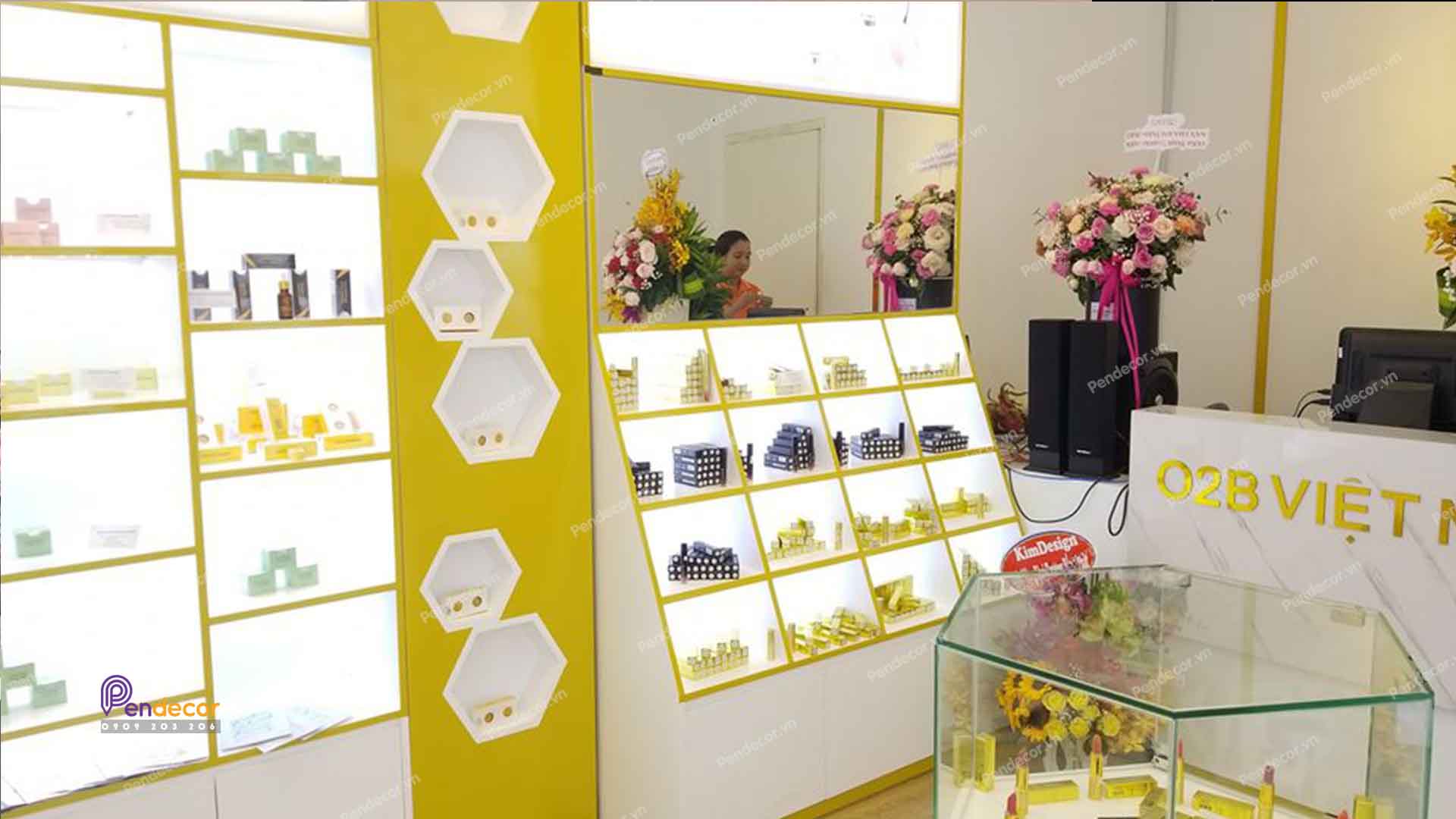 Thi công Shop Mỹ Phẩm O2B - Đồng Nai