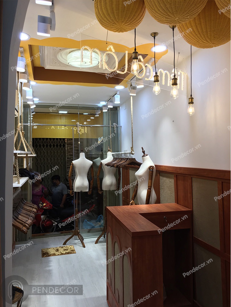 Thi công Shop thời trang nữ Tiệm Cô Lâm - Quận 1
