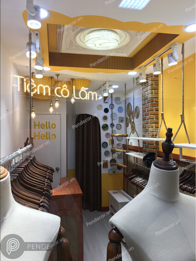 Thi công Shop thời trang nữ Tiệm Cô Lâm - Quận 1