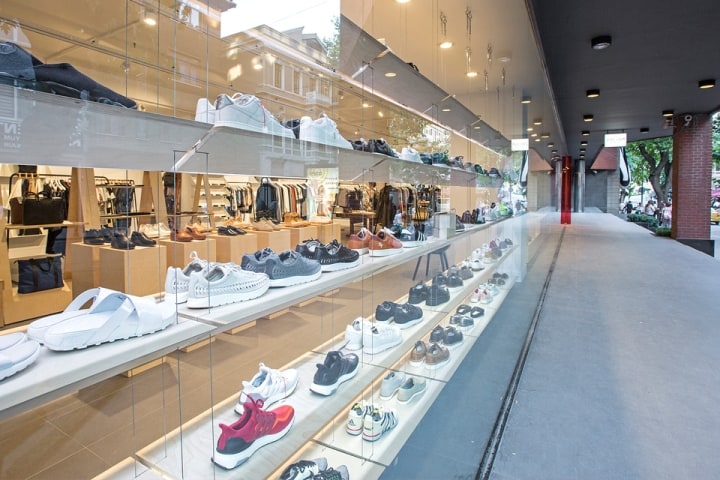 Showroom - nầng tầm vóc thương hiệu và sản phẩm