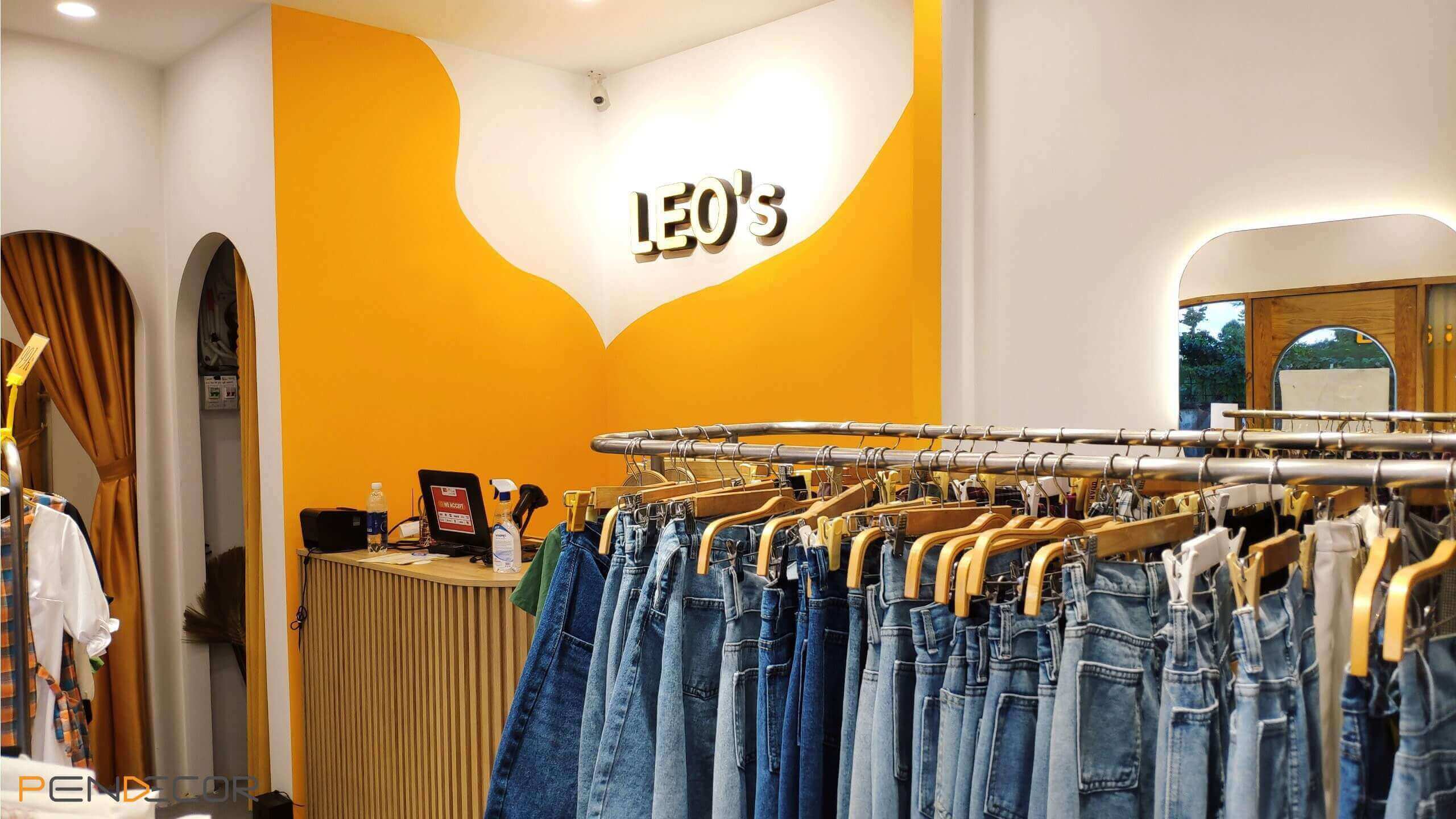 Màu sắc nội thất là yếu tố quan trọng khi thiết kế cửa hàng thời trang