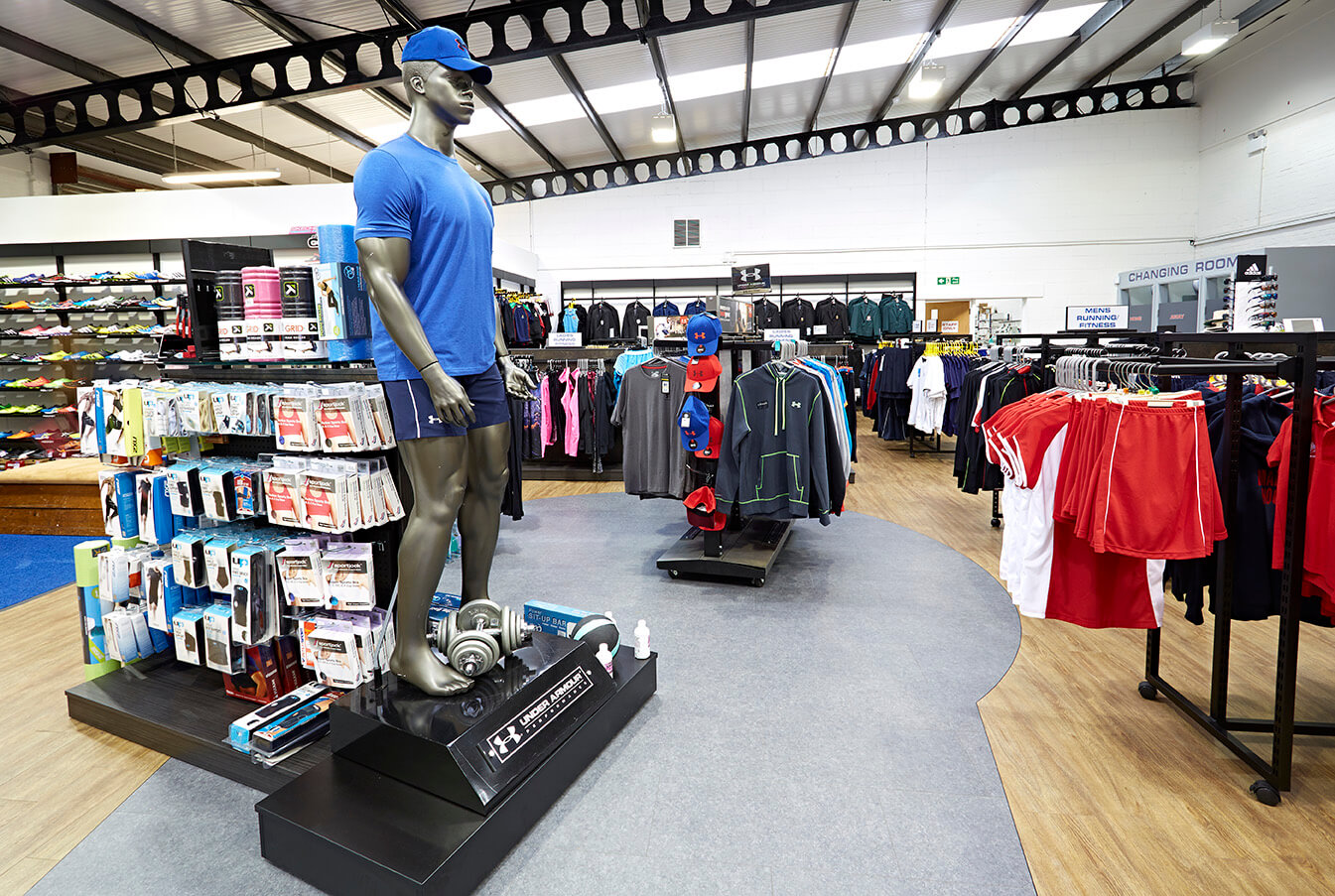 thiet ke shop the thao