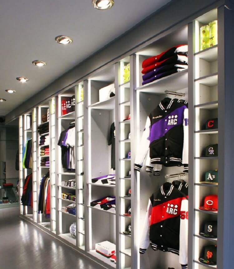 thiết kế shop quần áo thể thao Pendecor