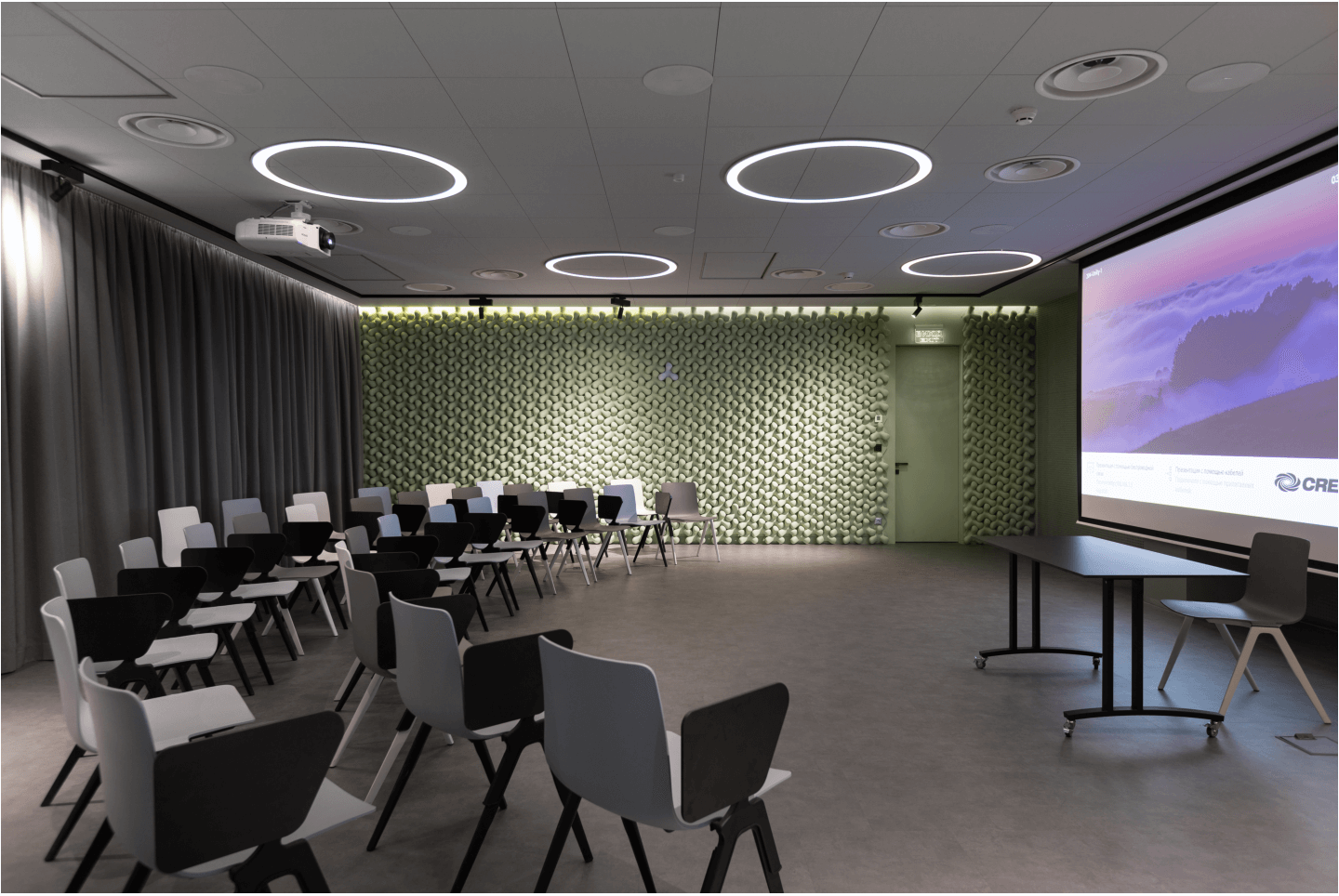 Thiết kế văn phòng đại diện phong cách hiện đại, đa năng