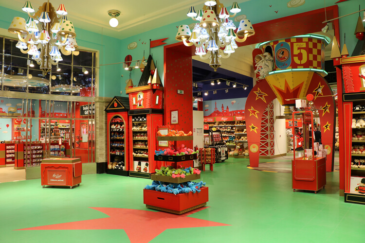 thiết kế shop gấu bông Pendecor