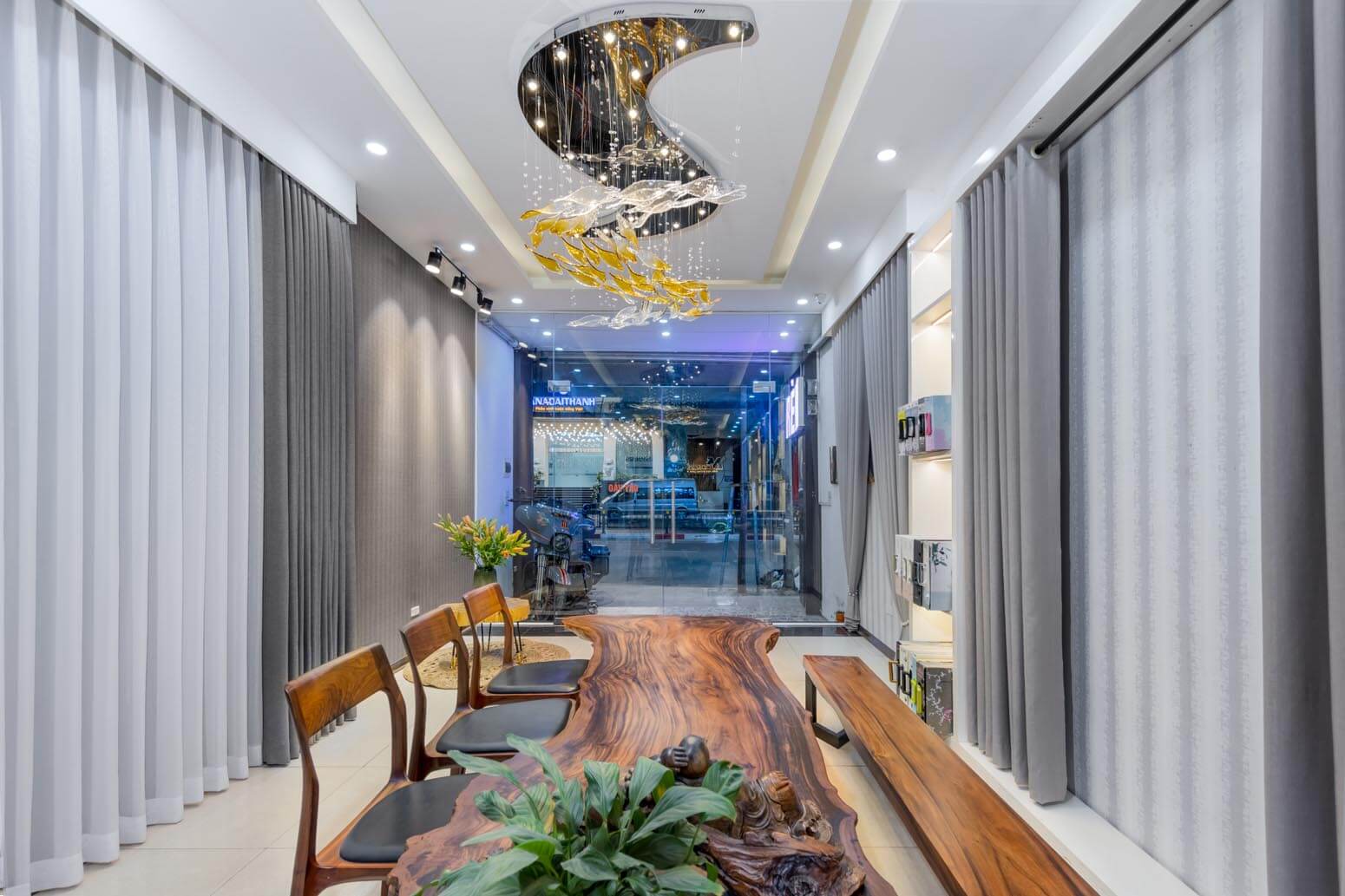 16+ mẫu thiết kế cửa hàng rèm đẹp, xu hướng mới nhất hiện nay