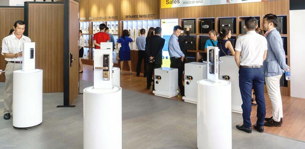 Lợi thế khi thiết kế cửa hàng khóa chuyên nghiệp