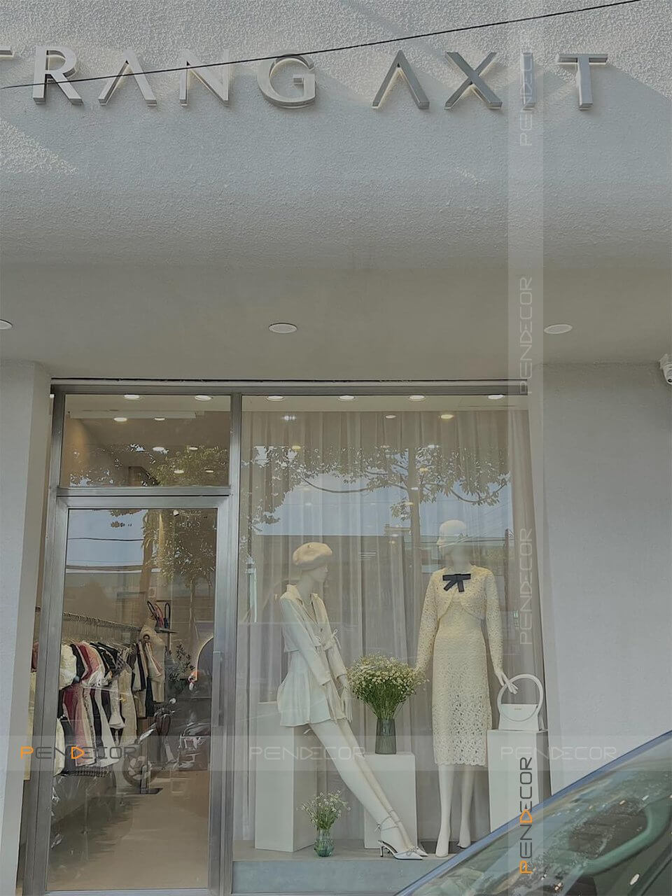 Thi Công Shop Thời Trang Nữ Trang Axit