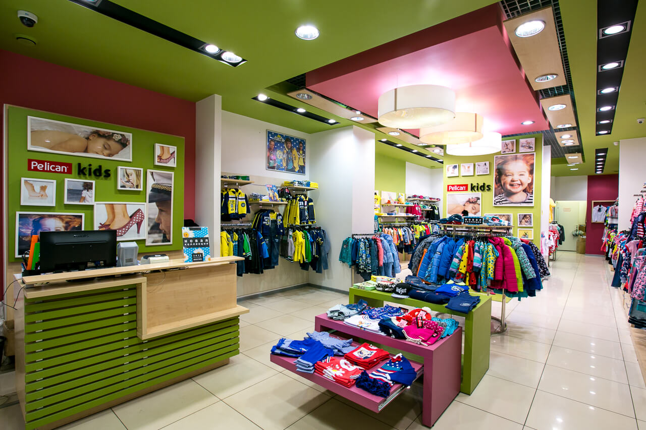 19+ mẫu trang trí shop quần áo trẻ em diện tích nhỏ siêu đẹp dành cho bạn 22