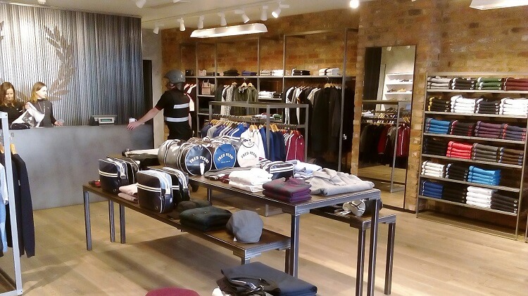 16+ mẫu thiết kế shop quần áo nam nhỏ, đẹp, hút khách nhất 2023