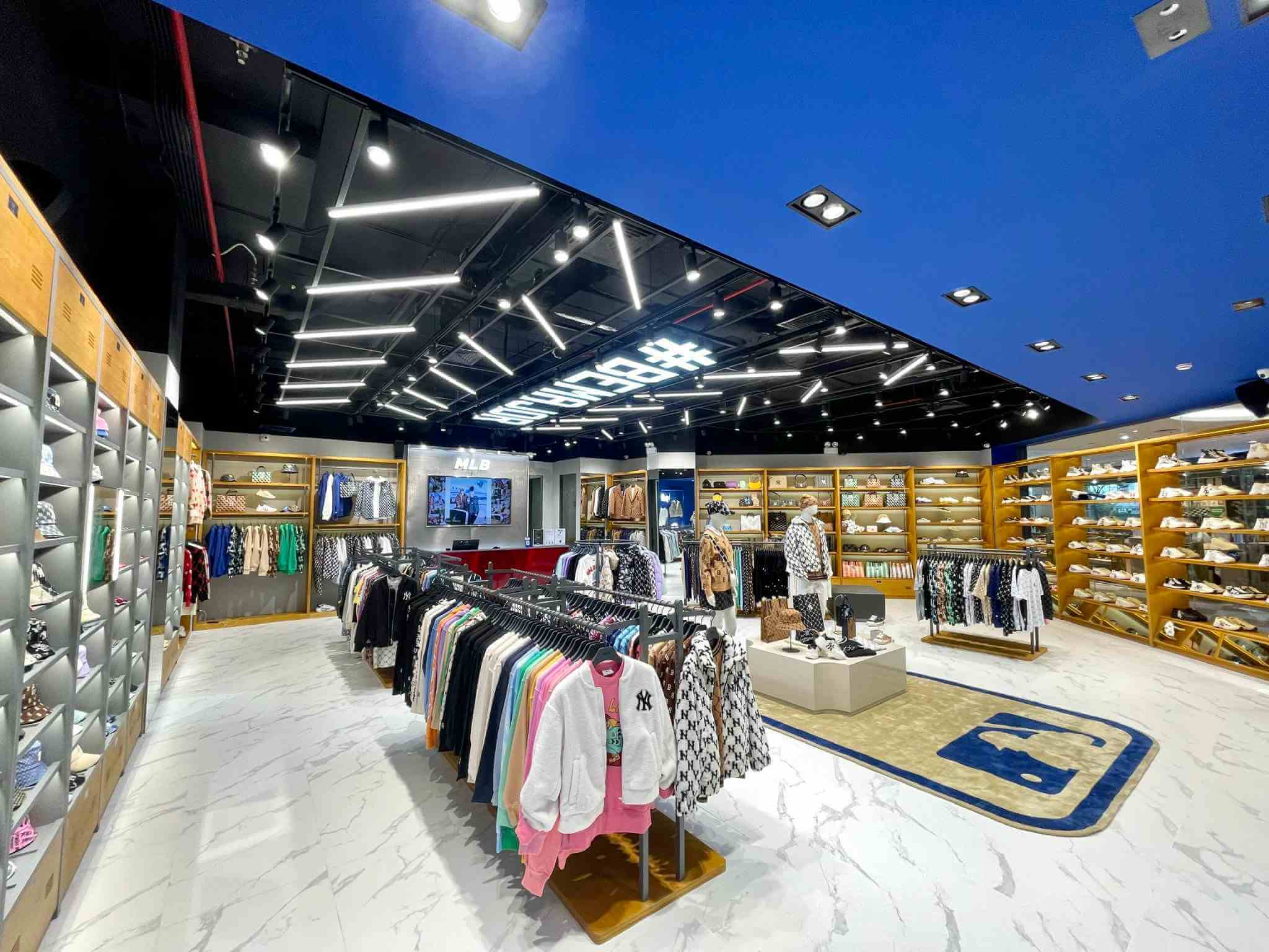 Mẫu thiết kế cửa hàng phụ kiện thời trang đẹp mãn nhãn không thể rời mắt - 8