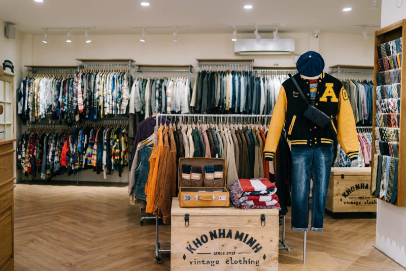 trang trí cửa hàng quần áo theo phong cách vintage - 14