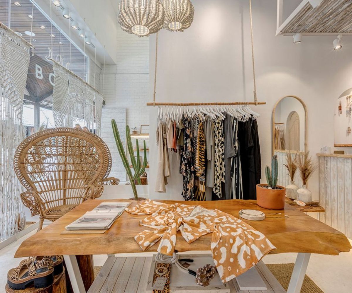 trang trí cửa hàng quần áo theo phong cách vintage - 1