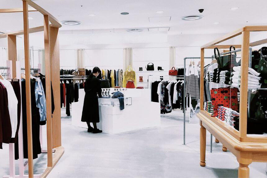 mẫu thiết kế shop quần áo unisex - 16