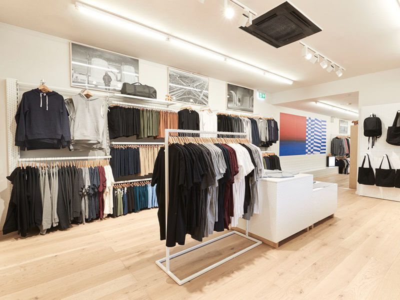 mẫu thiết kế gian hàng bán quần áo đẹp - 12