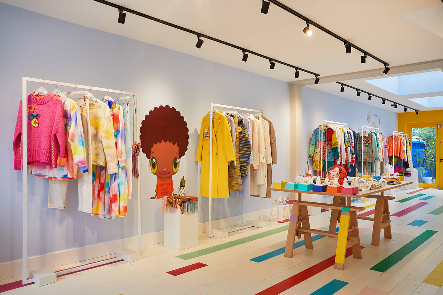 mẫu thiết kế gian hàng bán quần áo đẹp - 21