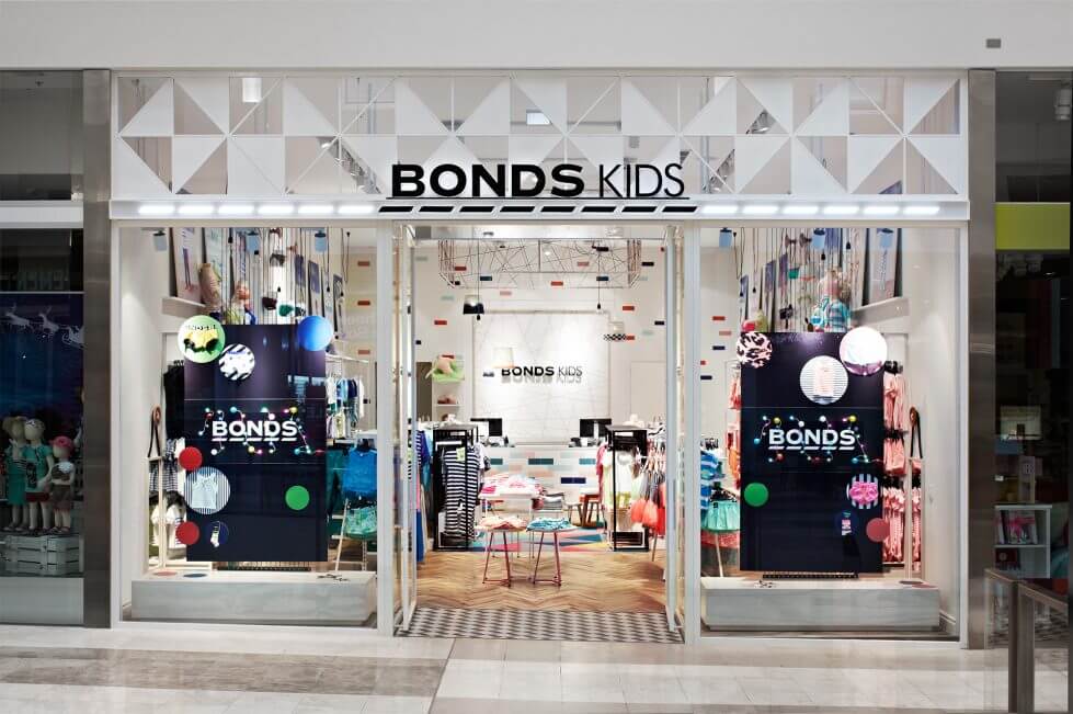 thiết kế nội thất showroom giày trẻ em Pendecor