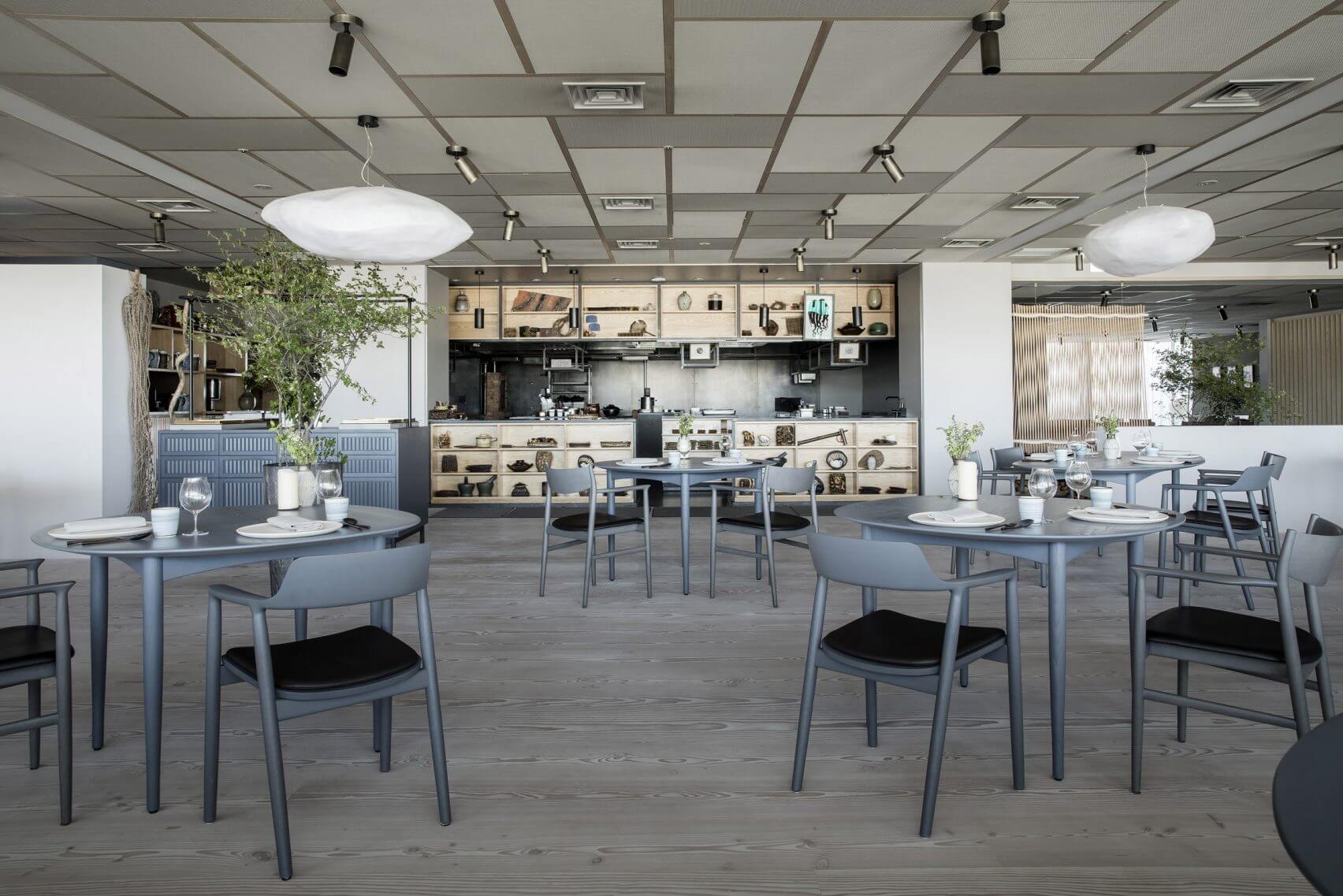 mẫu thiết kế nhà hàng Pendecor