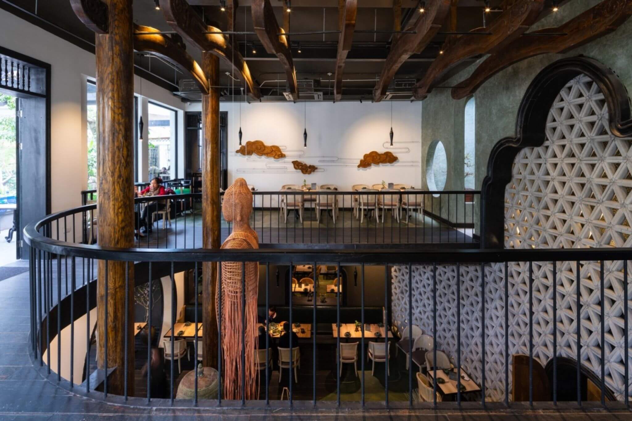 thiết kế nhà hàng đẹp Pendecor