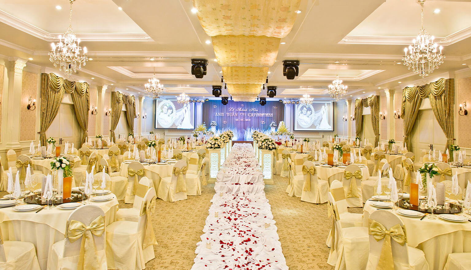 thiết kế tiệc cưới Pendecor