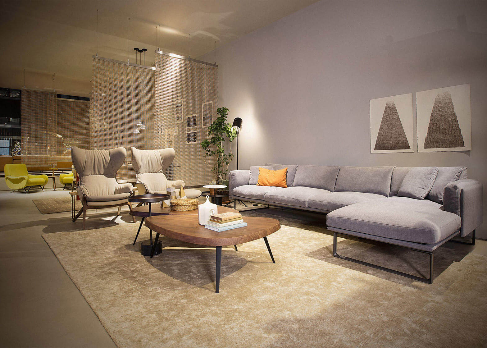 mẫu showroom Pendecor