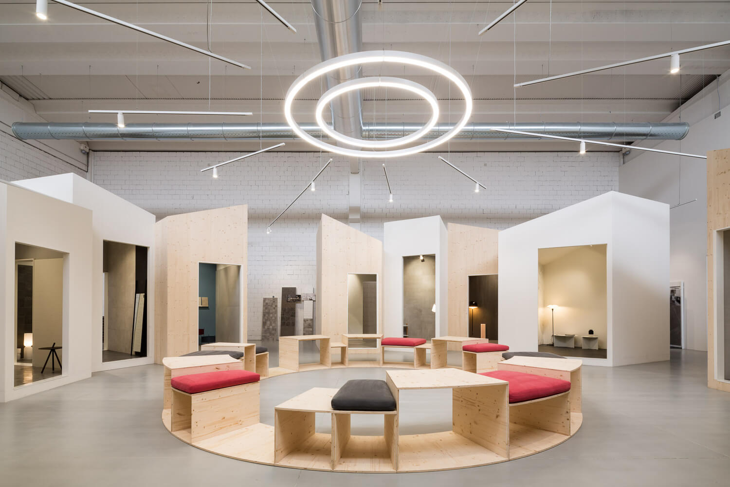 các mẫu showroom đẹp Pendecor