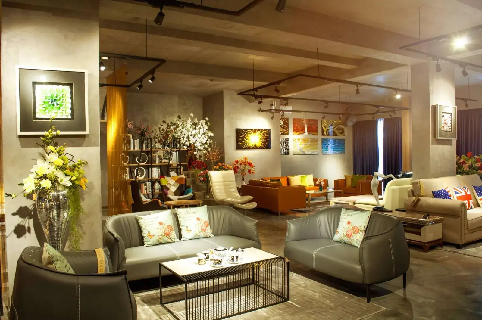 nội thất showroom Pendecor