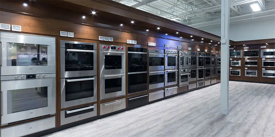 chi phí thiết kế showroom Pendecor