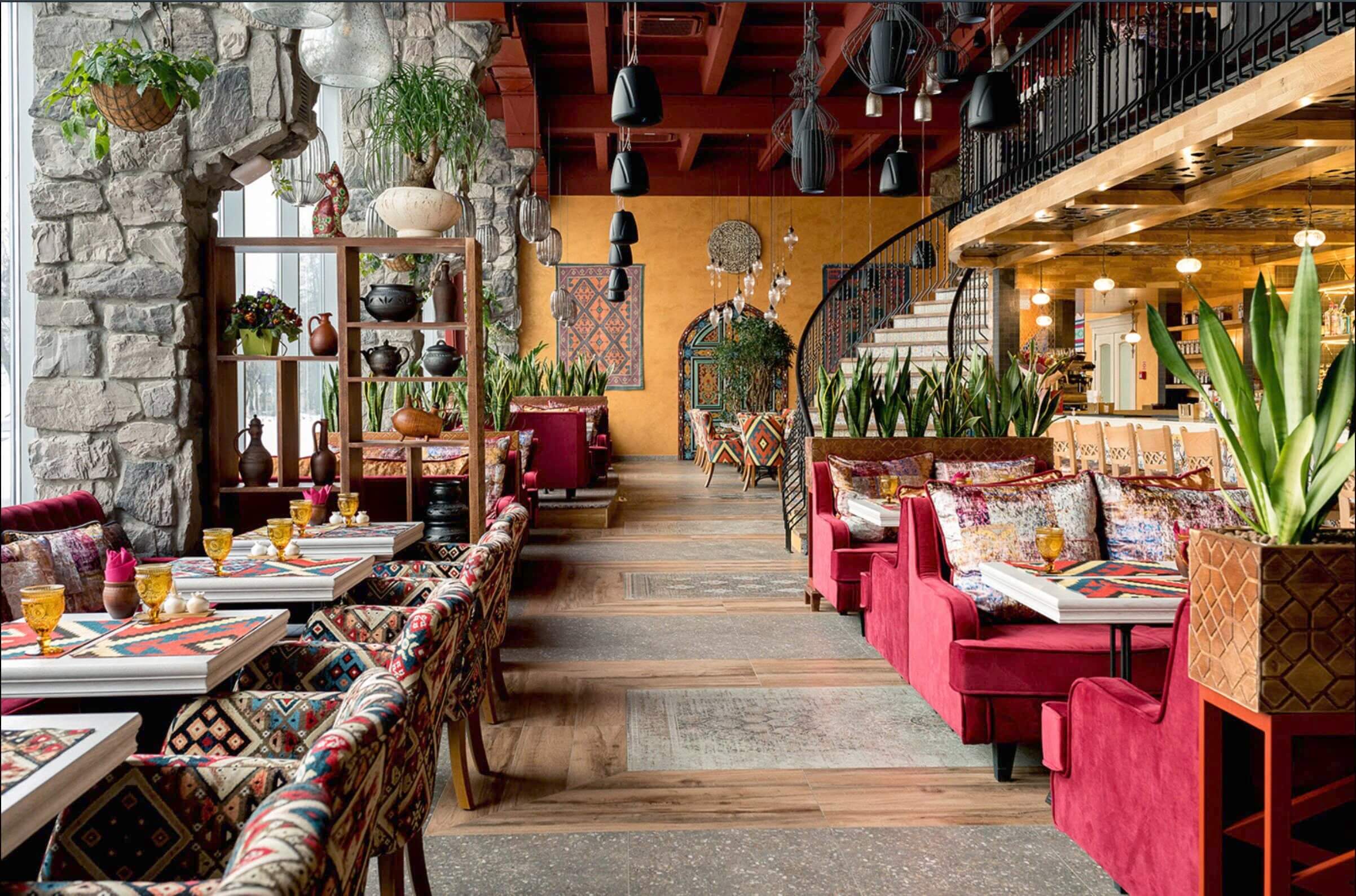 quan cafe 2 mat tien dep Pendecor