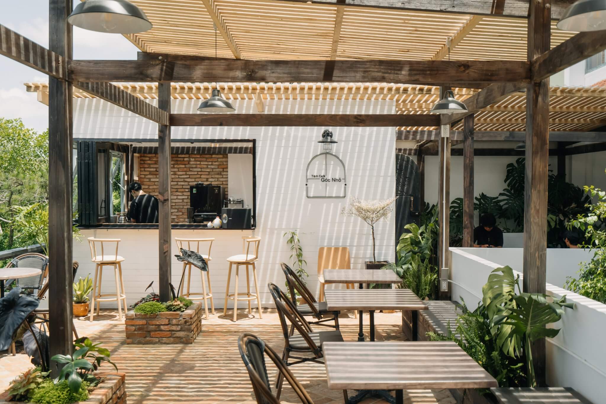 thi công quán cafe Pendecor