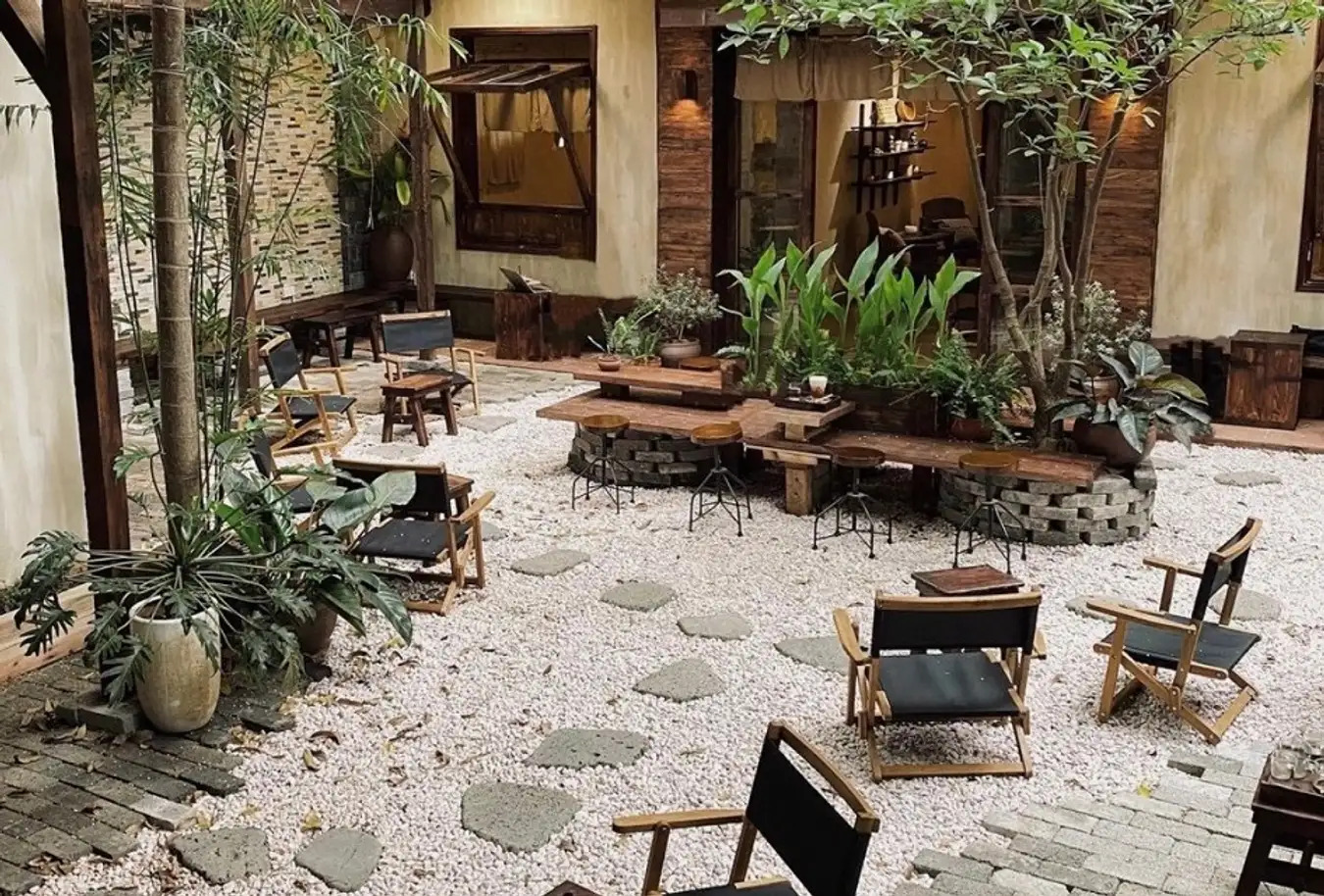 thiết kế quán cafe ngoài trời Pendecor