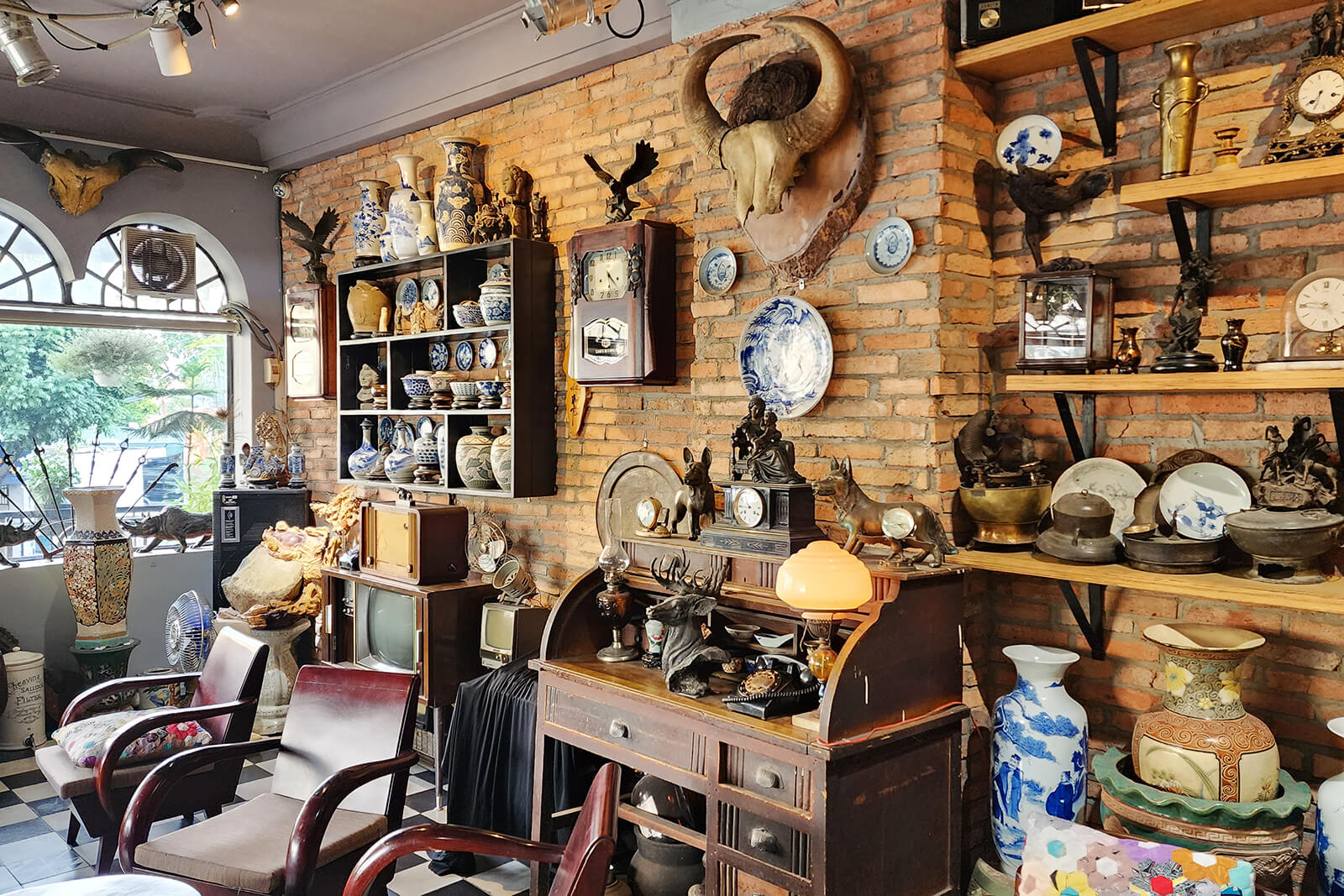 thiết kế quán cà phê