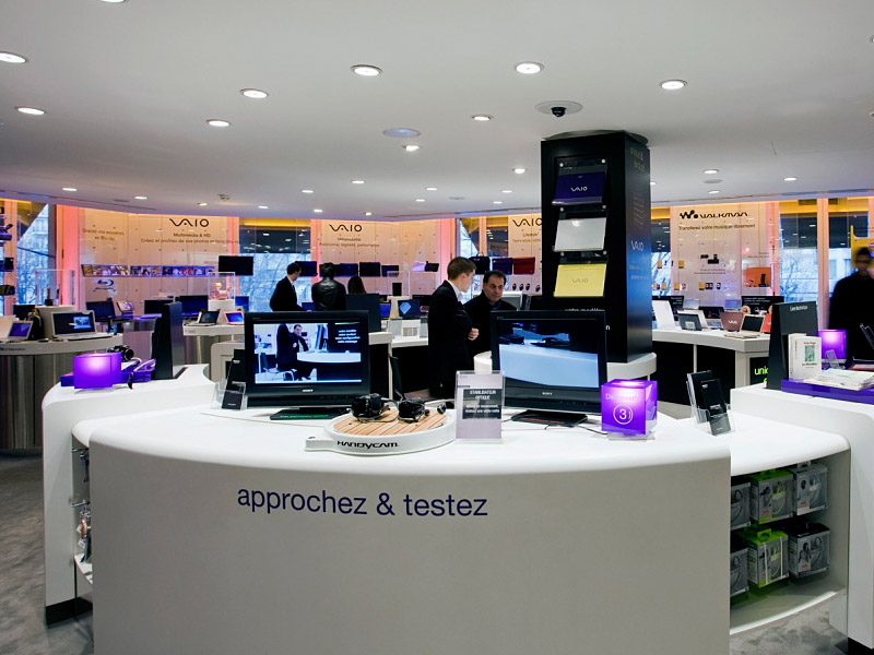 có nên mở cửa hàng phụ kiện điện thoại Pendecor