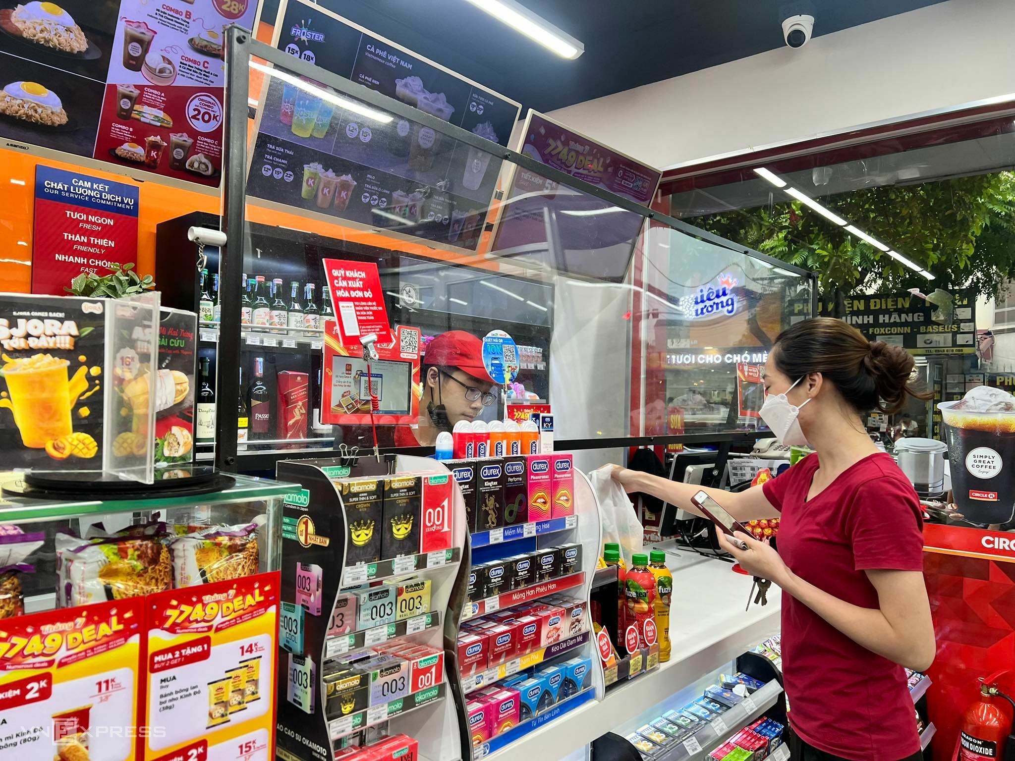 cách mở cửa hàng tiện lợi Pendecor