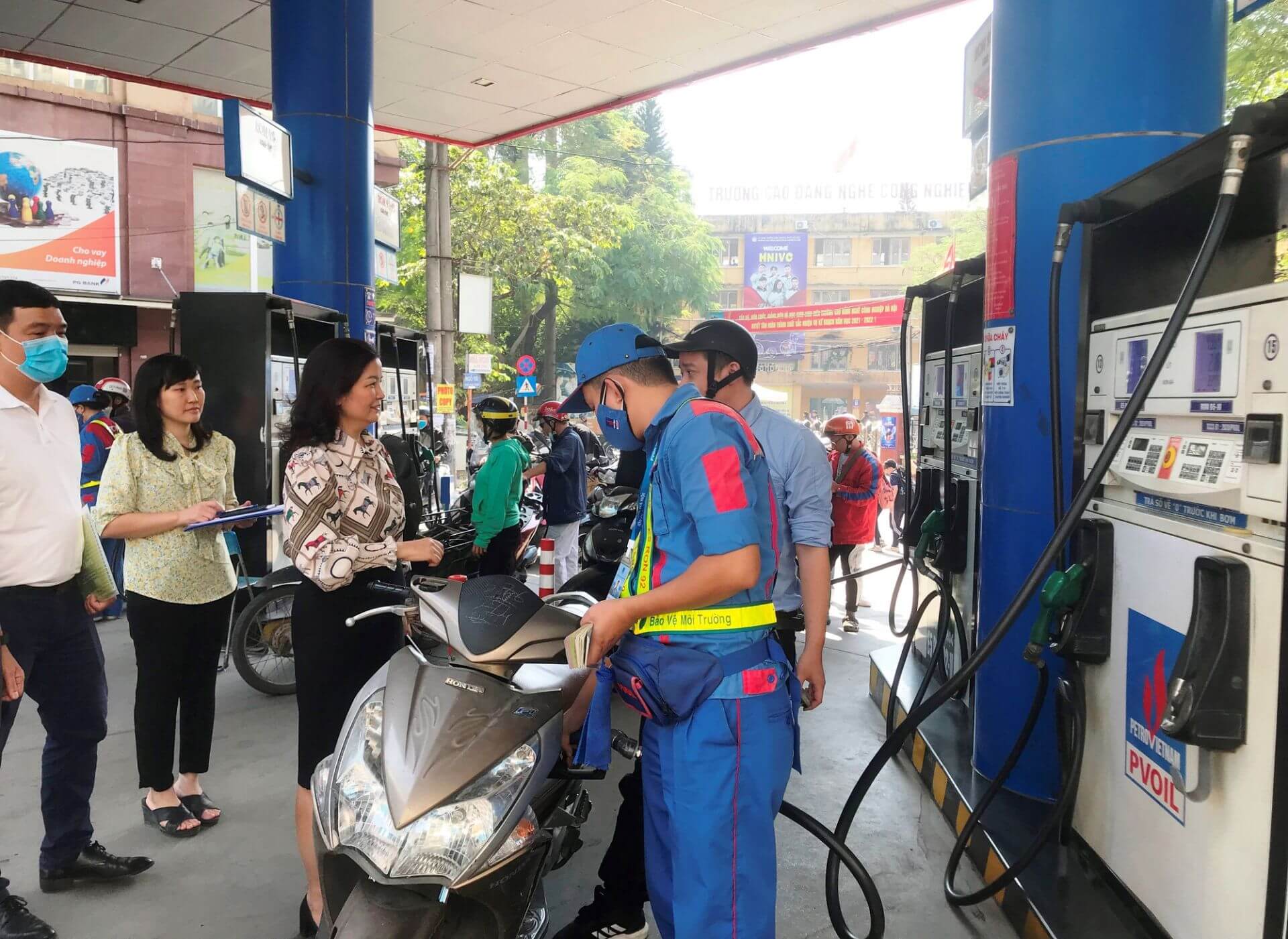 mở cây xăng dầu Pendecor