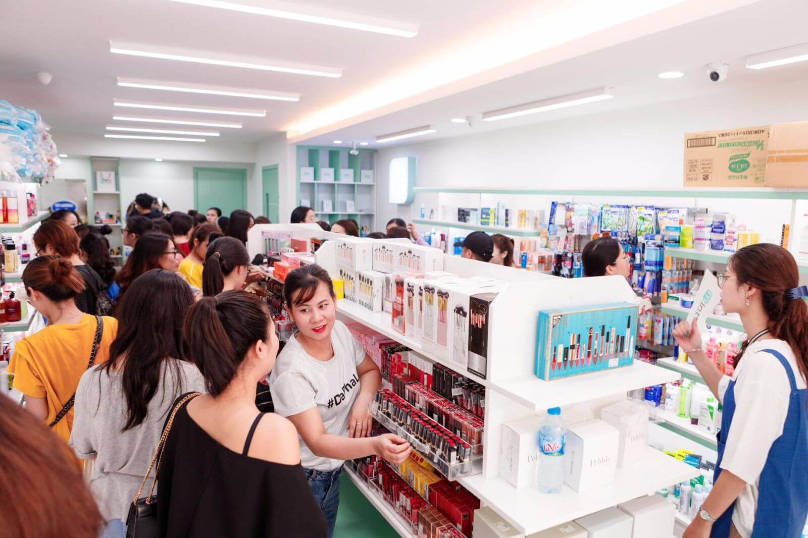 kinh nghiệm mở cửa hàng mỹ phẩm Pendecor