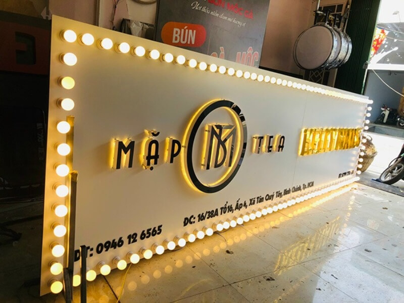 làm bảng hiệu alu pendecor