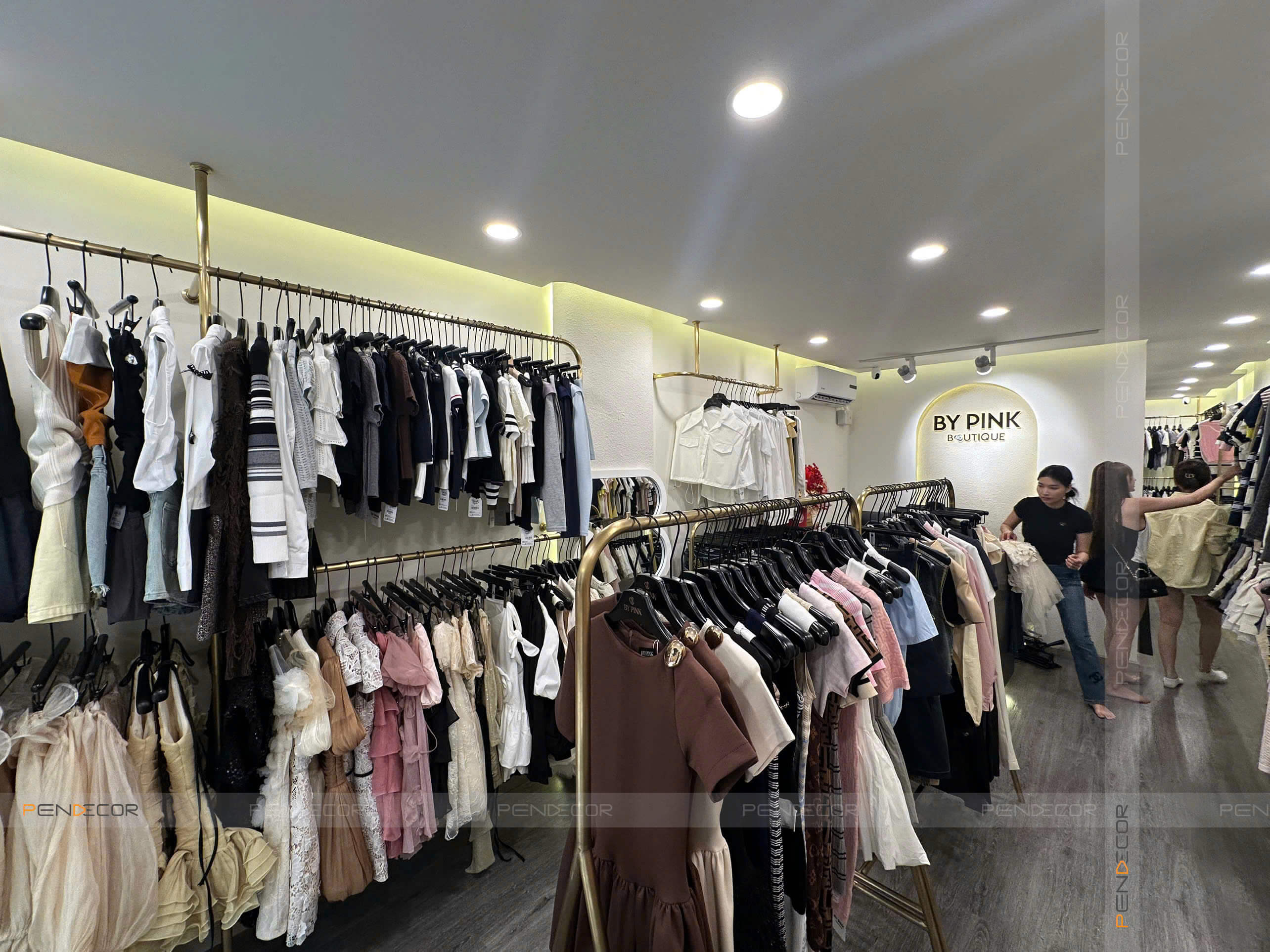 Thi Công Shop Thời Trang Nữ By Pink Boutique