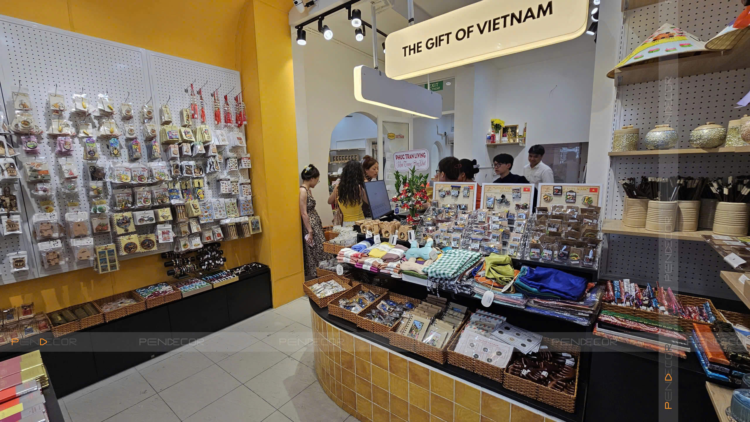Thi Công Shop Phụ Kiện Kokonic